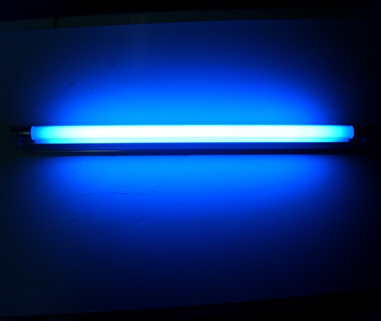 tub florescent color